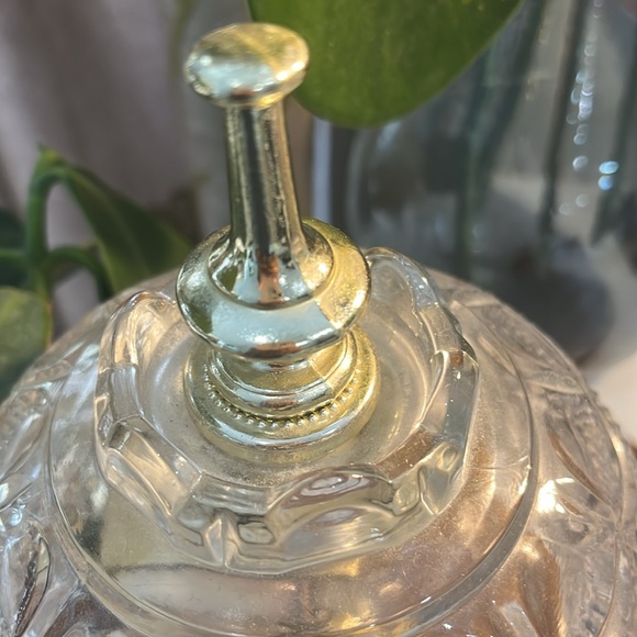 Vintage Lead Crystal Bedside/Vanity Table Lamp - Picture 5 of 10